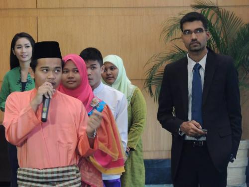 2012-11-29 Trainees Presenting their learning outcome to Minister- Mandarin Oriental, Kuala Lumpur