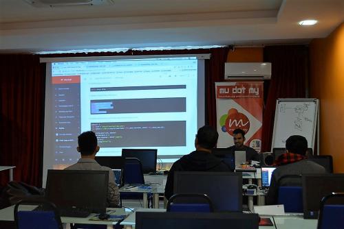 2018-02-09 KURSUS PEMBANGUNAN MOBILE APPS (IOS & ANDROID)-MU DOT MY